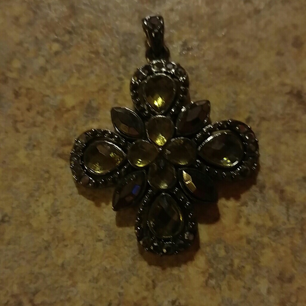 Lia Sophia Pendant